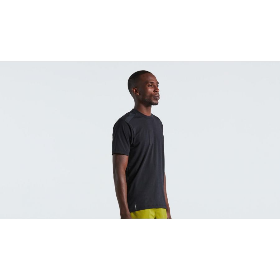 3AE93C6AC939411FFDBE9002743FA3E721EC1AD543F11E48C8FA5B7180B2F072